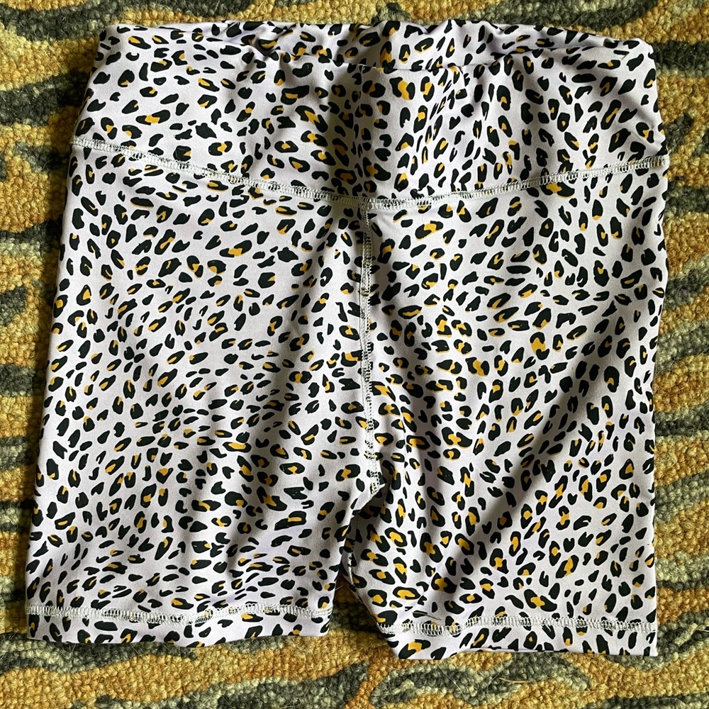 Thief & Bandit purple leopard print bike shorts - L